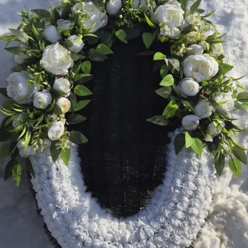 Брендовый венок 100 см - Форма памяти - г. Екатеринбург